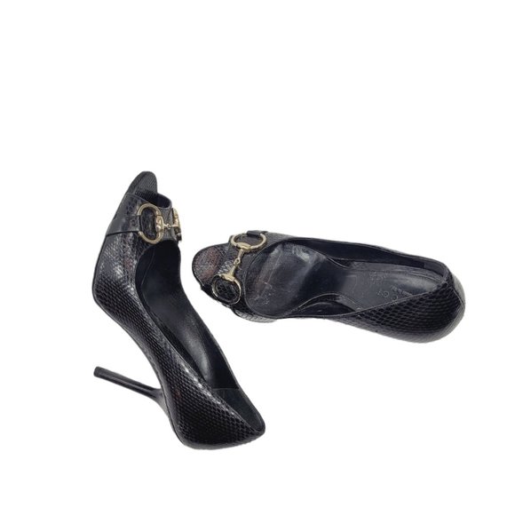 Gucci Gisele Peep Toe Pumps - Picture 2 of 8